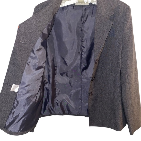 Beechers Brook for Fairweather Lightweight Grey Blazer - Picture 4 of 9